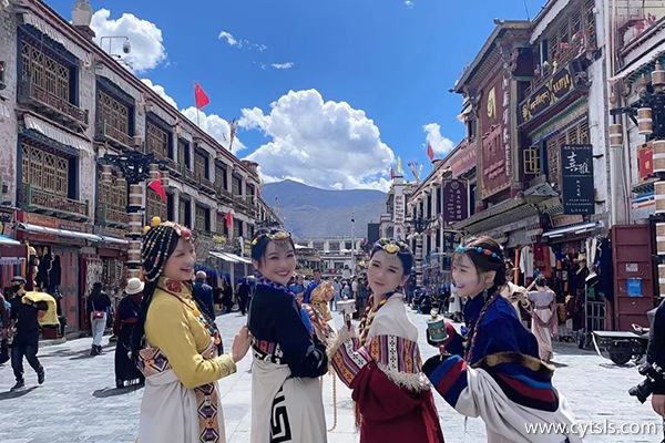 江蘇南京去西藏旅游預計多少錢
